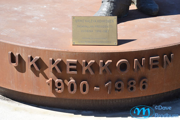 Urho Kekkonen Statue Plaque
